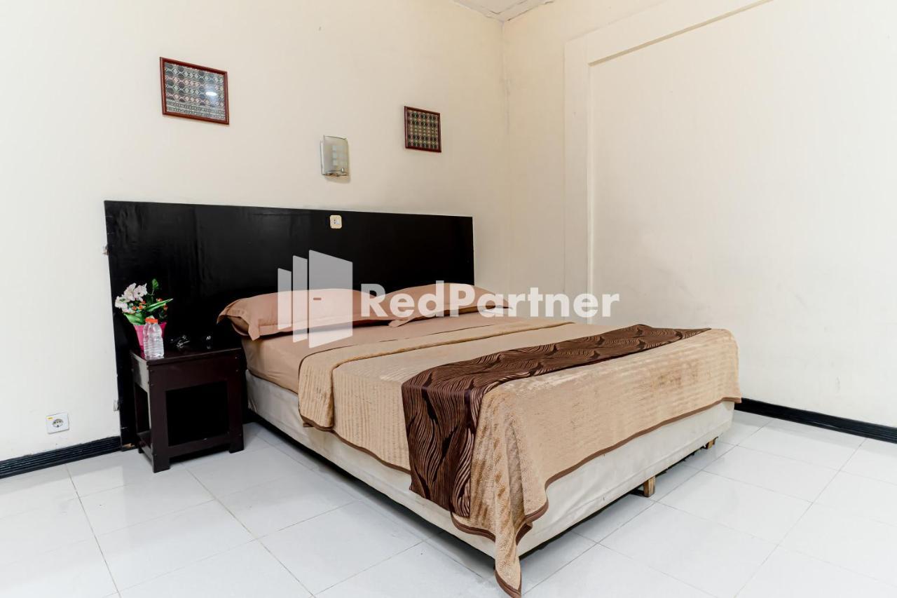 Cherry Pink Hotel Medan Mitra Reddoorz 외부 사진