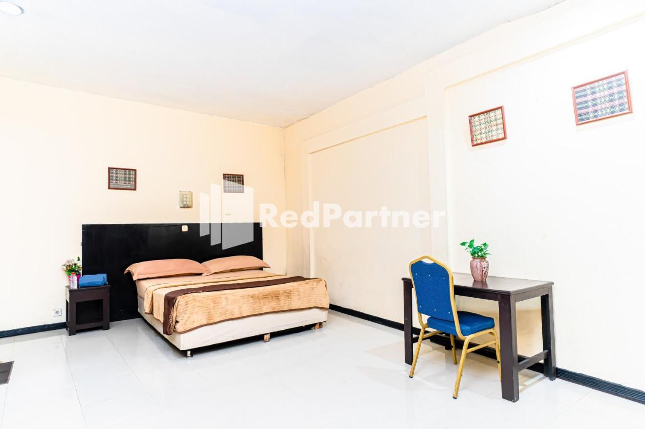 Cherry Pink Hotel Medan Mitra Reddoorz 외부 사진