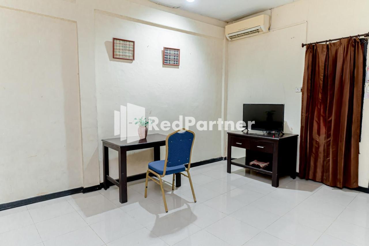 Cherry Pink Hotel Medan Mitra Reddoorz 외부 사진
