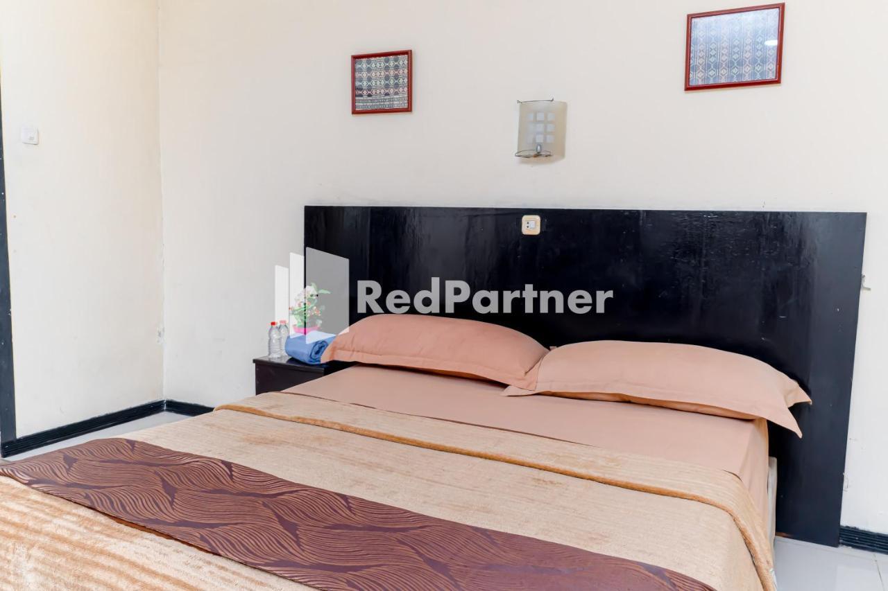 Cherry Pink Hotel Medan Mitra Reddoorz 외부 사진
